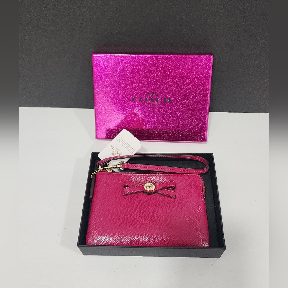 Coach F64648 Turnlock Small Wristlet w/Bow Cranberry New